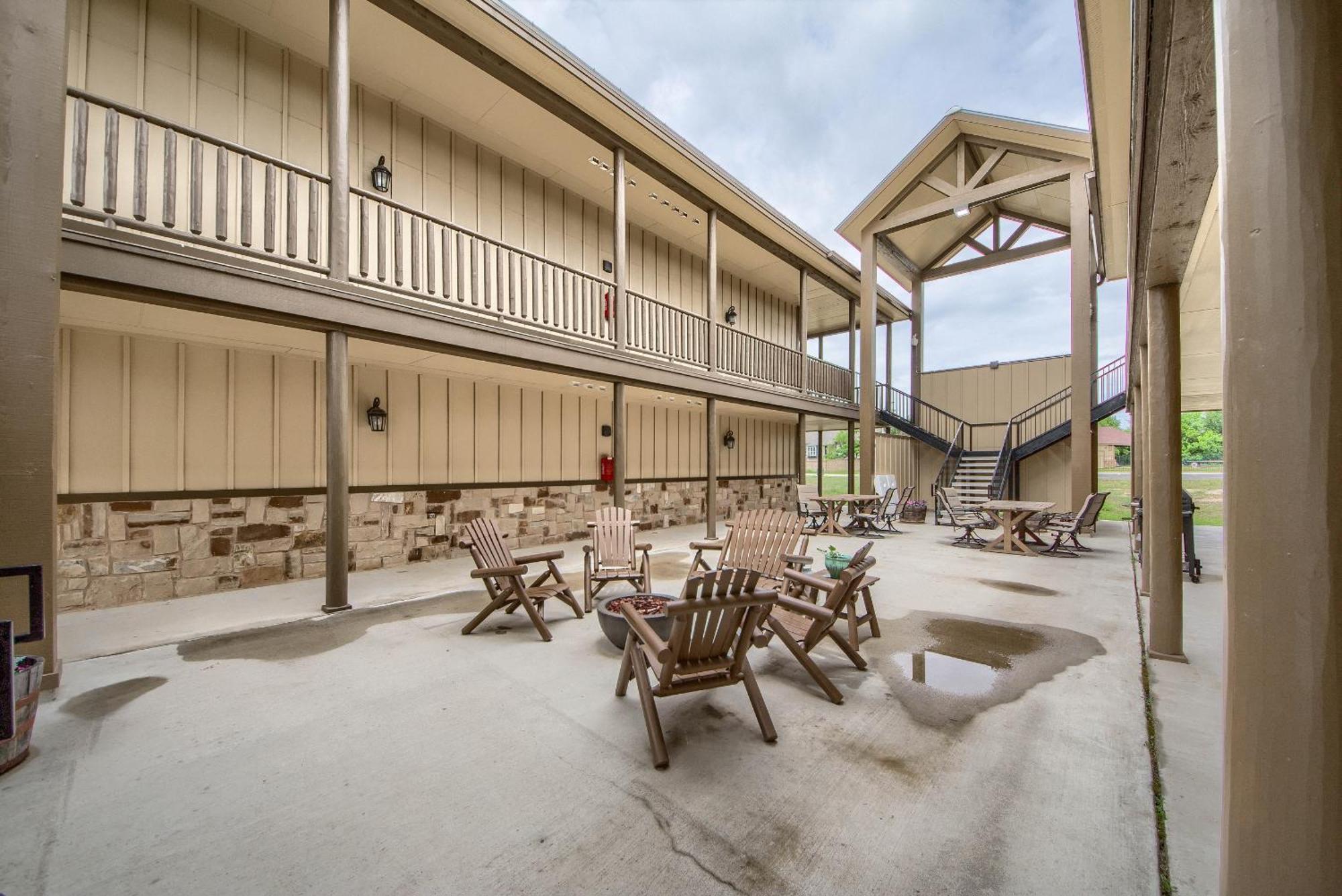Oma13A14 Gruene Bungalow At Old Mills Resort New Braunfels Buitenkant foto